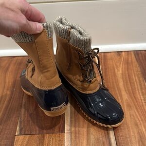 Sperry Tan and Black Duck Boots